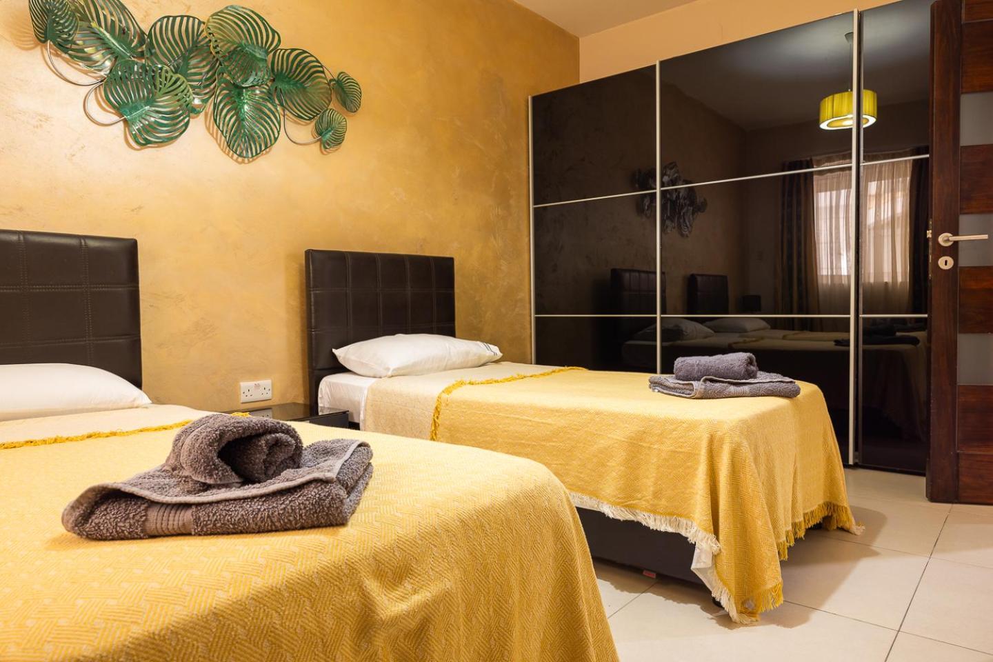 Balluta Bay Spacious Apt - 2Br Слима Экстерьер фото